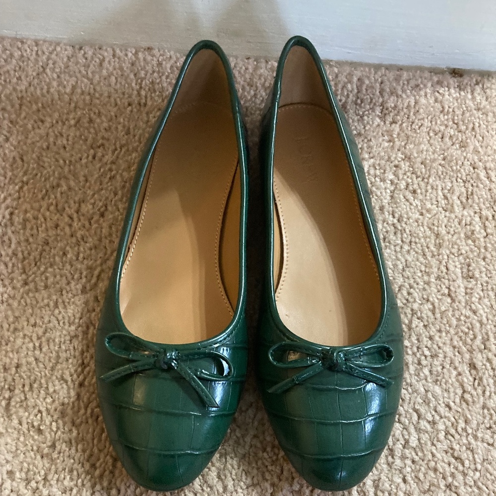 J.Crew croc embossed flat -- never worn 7.5